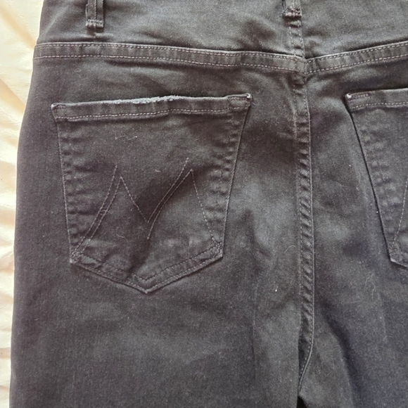 MOTHER The Hustler Ankle Fray Distressed Denim Jeans - Picture 9 of 12